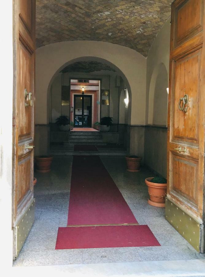 Vatican Glee Bed & Breakfast